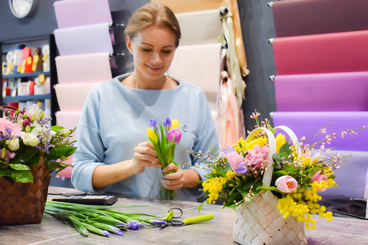 "Spring Centerpiece" Floral Design Class